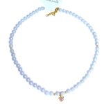 Collar de perla grueso con dije